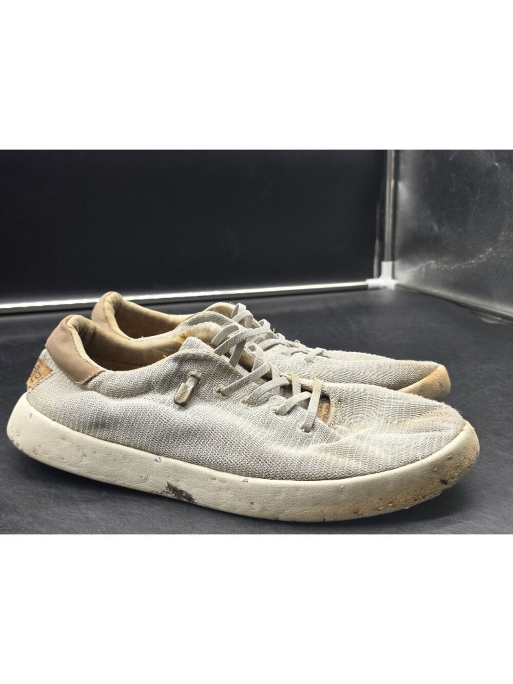 Hey Dude KOB ECO Sox Cloud Shoes Mens Size 9 Gray Casual Damaged Sneakers